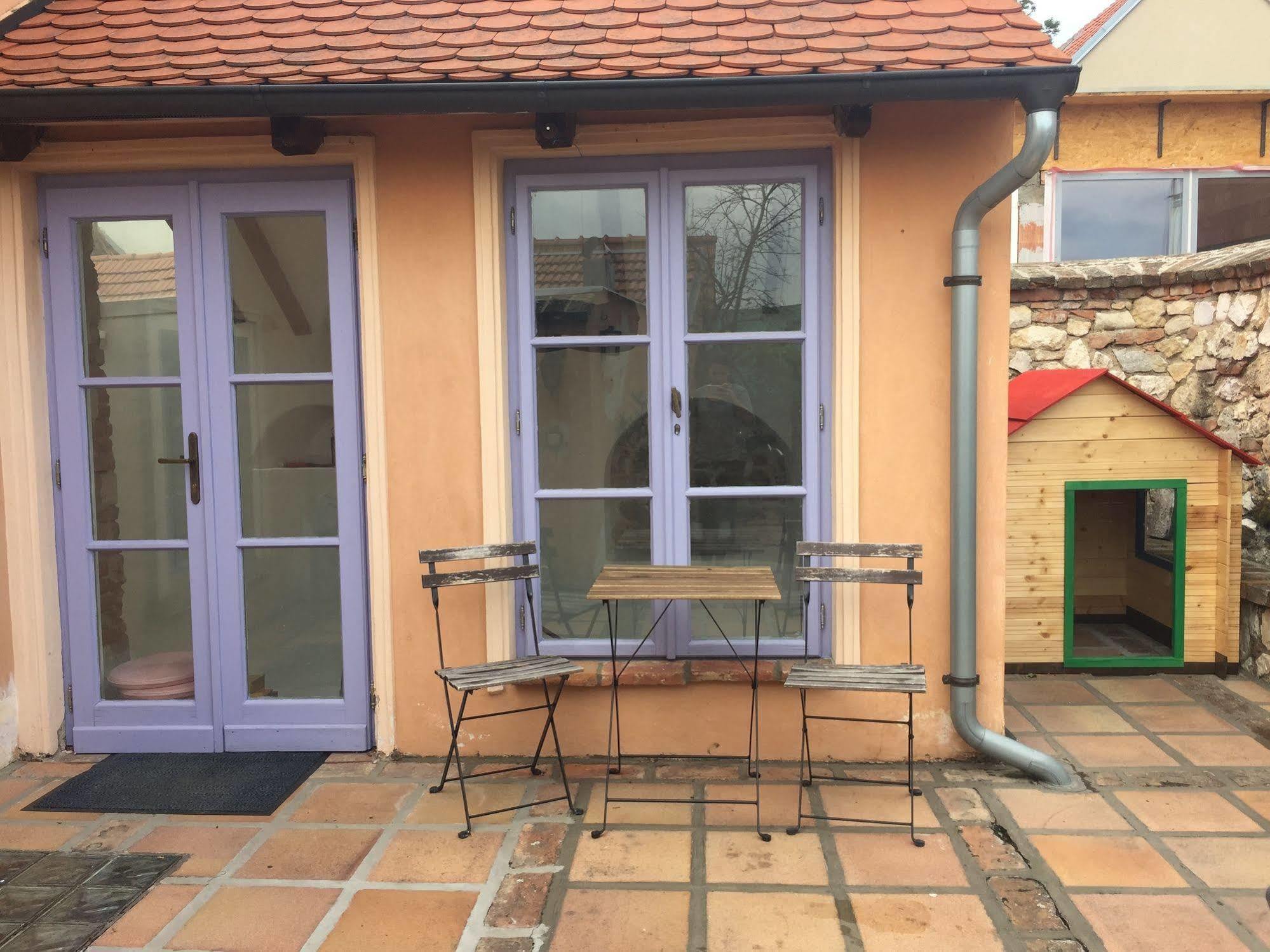 Boutique Apartman Mikulov Exterior foto